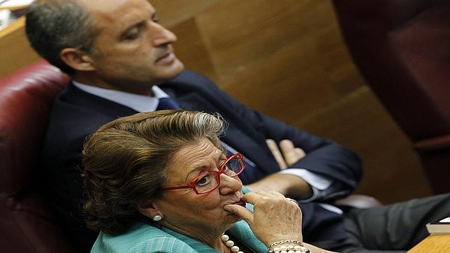 Las Cortes Valencianas acreditan al juez Castro que Camps y Barberá son diputados