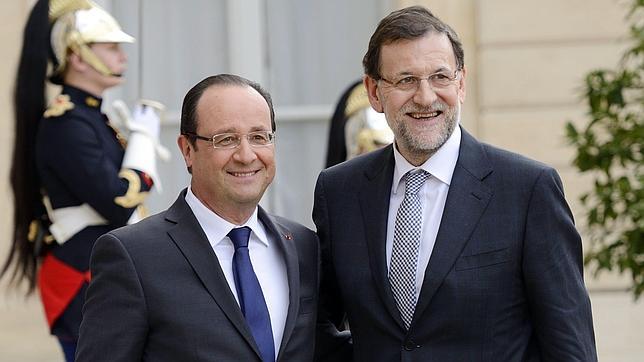 Rajoy propone en París una acción de impacto en Europa para contratar jóvenes