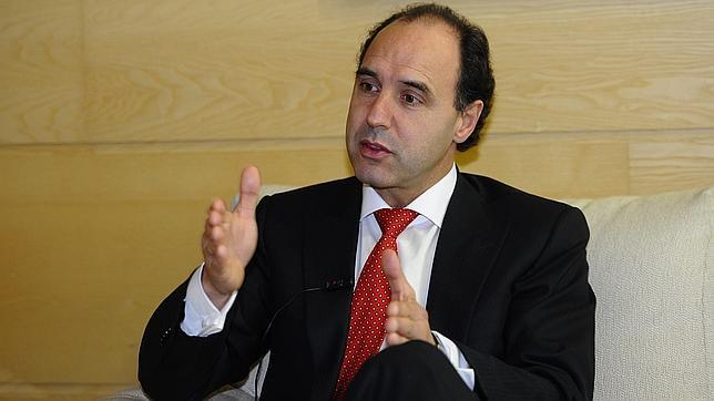 Cantabria plantea un déficit «primario» común que no incluya el interés de la deuda