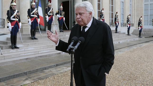 El PP afirma que los expresidentes del Gobierno «tienen que ayudar» a sacar de la crisis a España