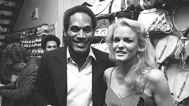 OJ Simpson y su mujer Nicoles Brown