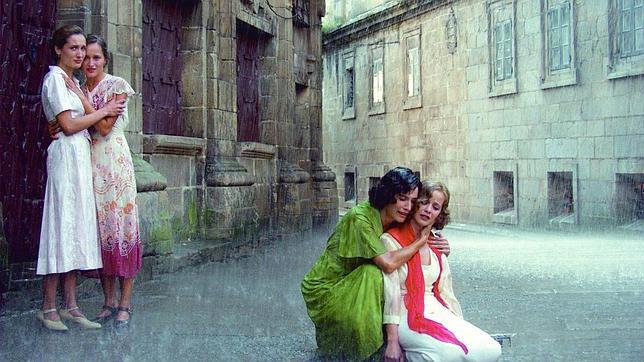 Escena rodada en la compostelana Praza da Quintana