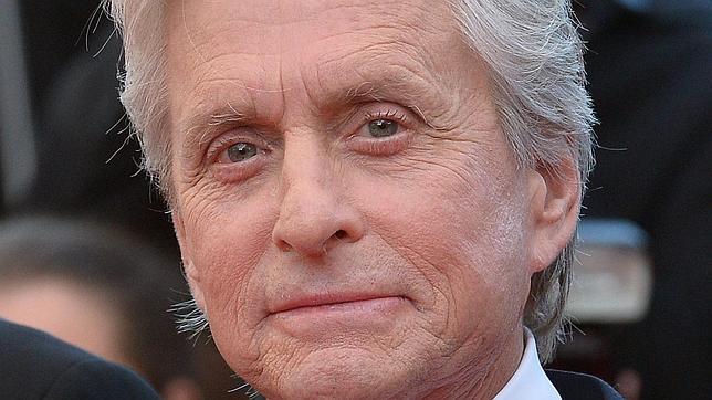 Michael Douglas matiza que su cáncer no fue a causa del sexo oral