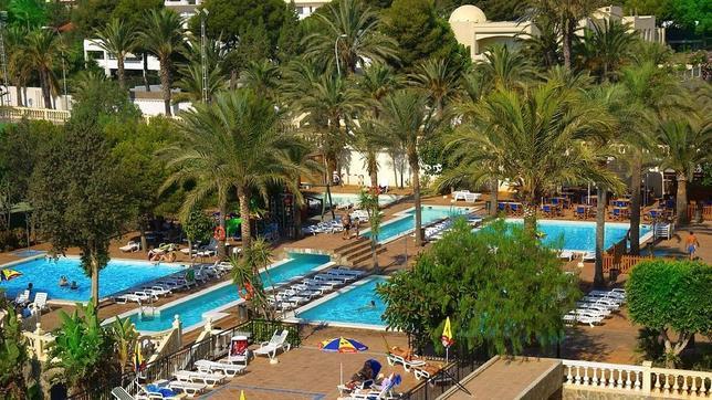Almería y Castellón, las más baratas para reservar un hotel de «último minuto»