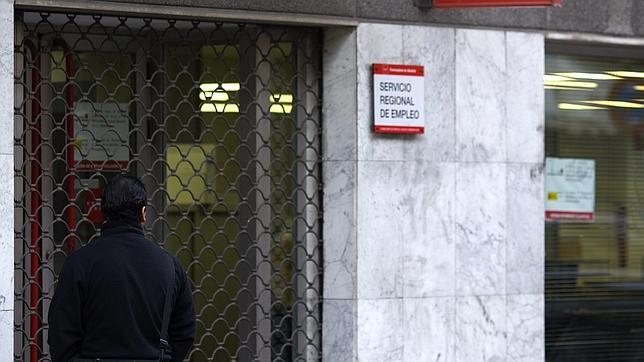 El paro registrado baja en 98.265 personas, el mayor descenso en un mes de mayo