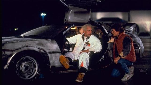 Cómo comprar el DeLorean de «Regreso al Futuro»... o un coche de película