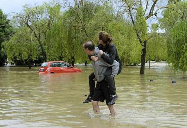 Pamplona sufre las mayores inundaciones de su historia