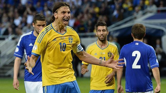 Ibrahimovic llama «lloricas» a los jugadores de las Islas Feroe