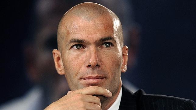 Zidane, en el campo y en el despacho