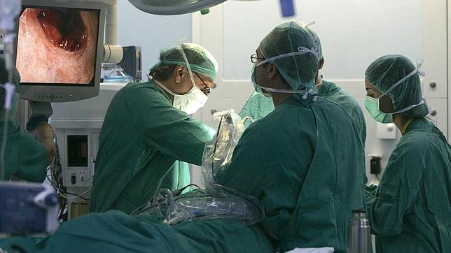 Sanidad estudia extender el modelo Muface de asistencia a otros colectivos