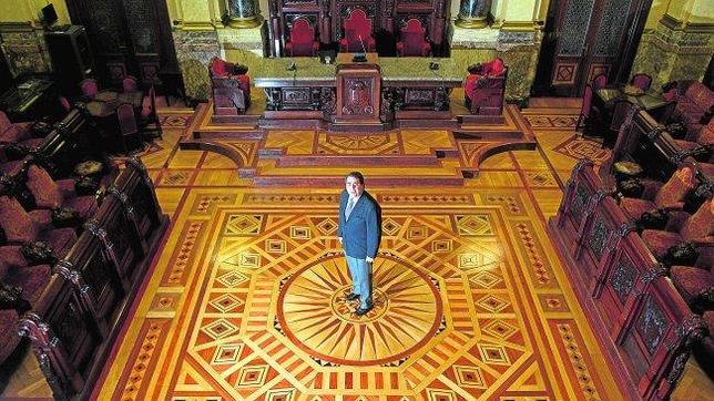 Carlos Negreira: «Si a La Coruña le va bien, le irá igual de bien a toda Galicia»