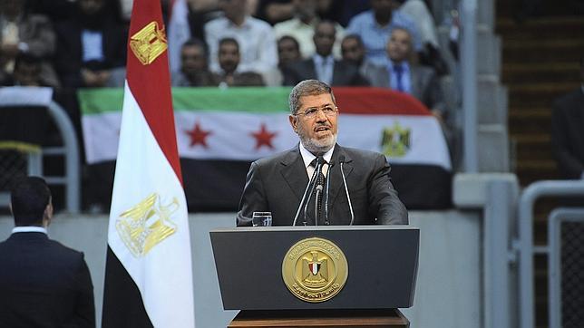 El presidente egipcio anuncia la ruptura de relaciones con Siria