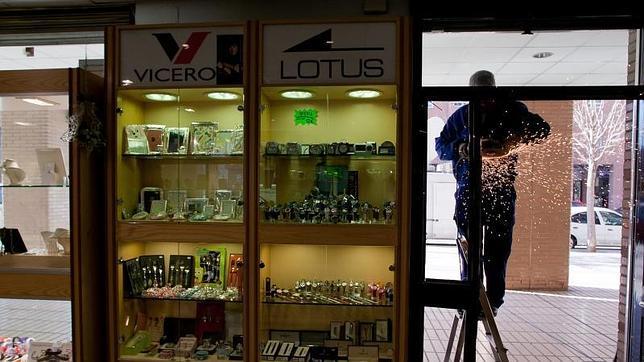 Las joyerías son el blanco preferido para los porfesionales de los alunizajes