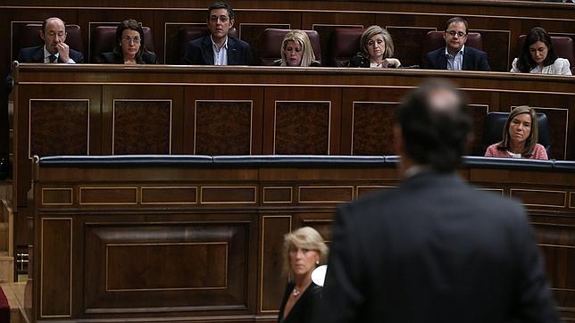 Rajoy y Rubalcaba se citan en la Moncloa para cerrar el acuerdo europeo