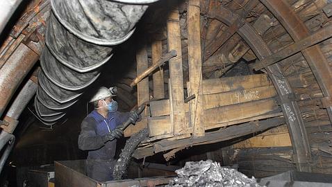 Castilla y León supera por primera vez a Asturias en afectados por silicosis