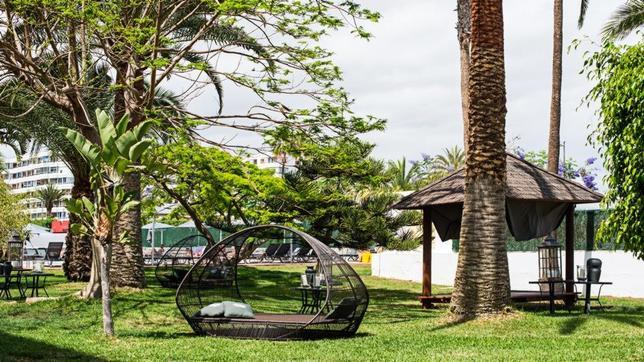 Imagen de los jardines del hotel