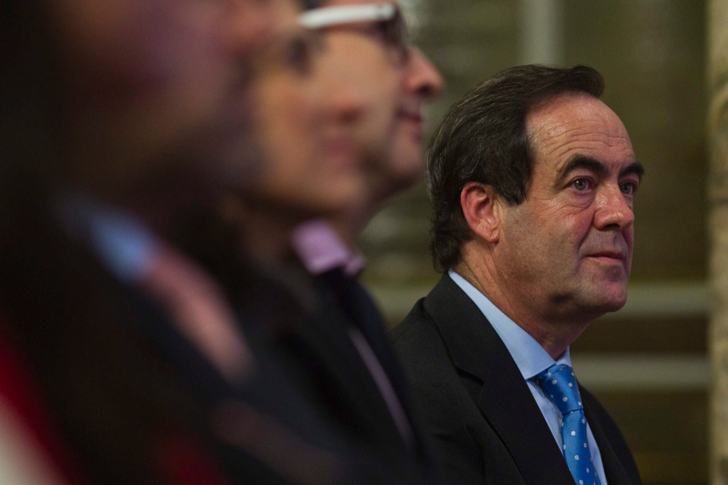 El PSOE impide en las Cortes liquidar los privilegios de Bono