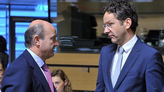 La UE pide a España que reforme las pensiones y subir el IVA a cambio de la prórroga del déficit