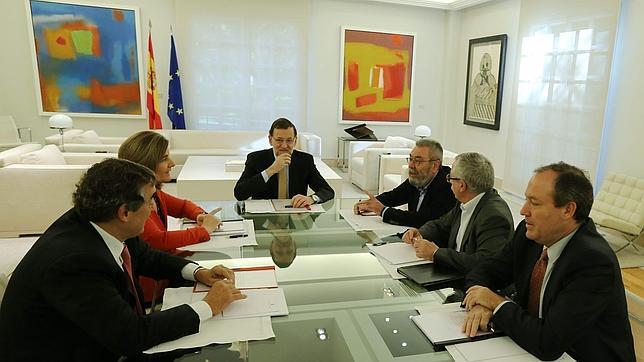 Rajoy se reunirá con Toxo y Méndez el próximo lunes