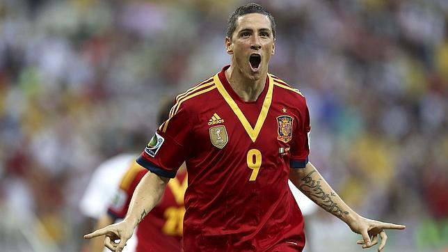 España se sobrepone a la asfixia reinante