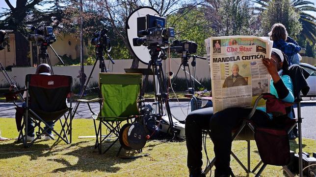 Sudáfrica se aferra a la vida de Nelson Mandela