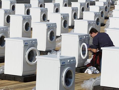 Instalación artística llamada "Weiss 104" (Blanco 104) realizada por Filomeno Fusco