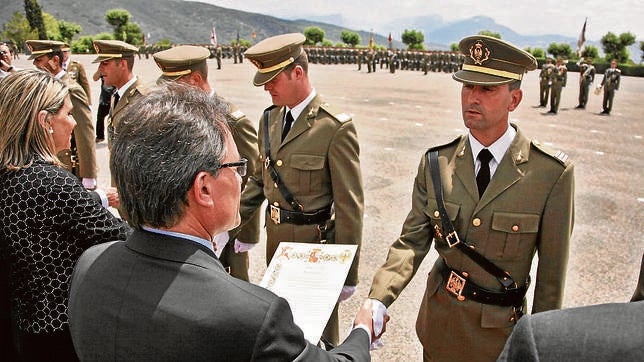 ERC manda a la reserva el futuro Ejército catalán