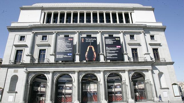 El Teatro Real tiene un déficit de 2,4 millones de euros en 2011