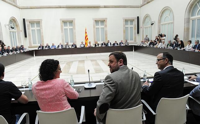 Las cámaras de comercio advierten del peligro de «desinversión» por el proceso soberanista