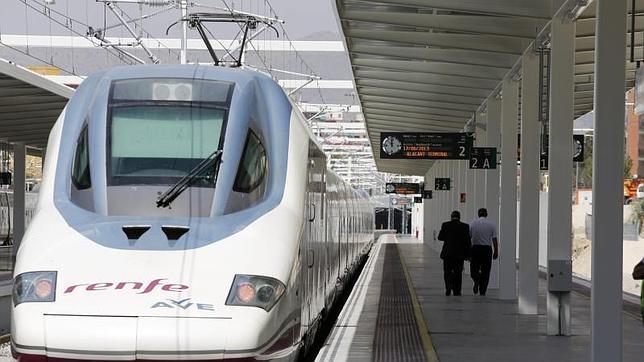 Renfe busca una alianza internacional para la división de mercanías