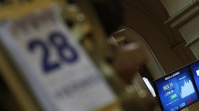 El Ibex cierra un mes negro que echa por tierra todas las ganancias del año