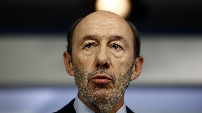 Rubalcaba convoca de urgencia a su Ejecutiva por las primarias andaluzas