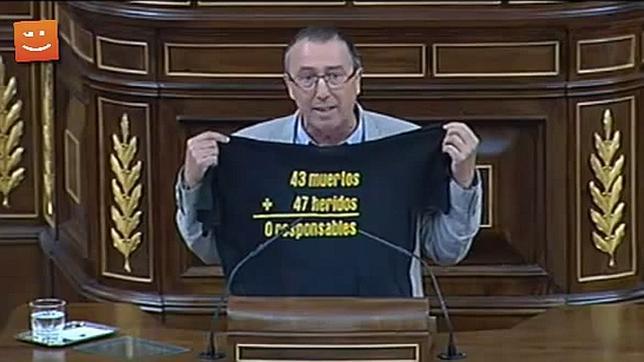Baldoví recupera la «política» de la camiseta que vetó como alcalde