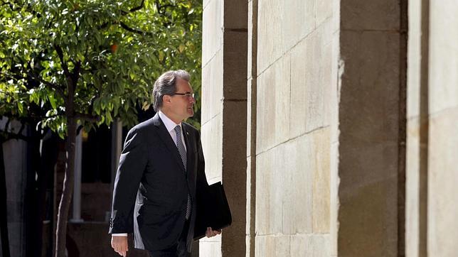Mas incluirá en su carta a Rajoy el informe del Consejo de Transición Nacional
