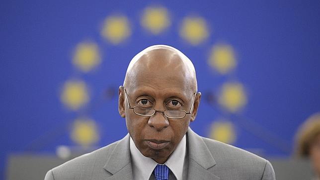 Fariñas promete emocionado al recoger el Sajarov que «un día Cuba será libre»