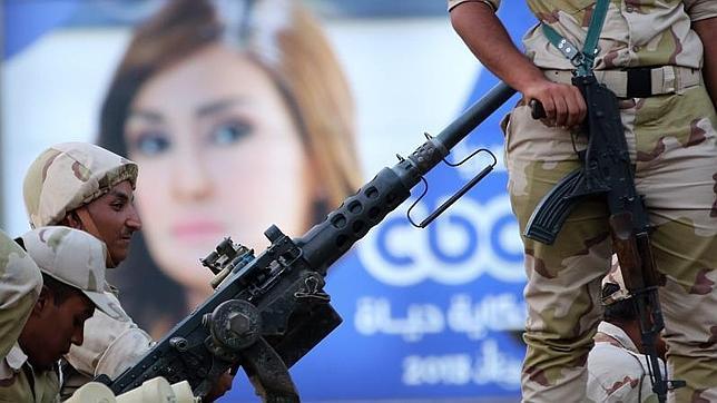 El Ejército pide al pueblo que olvide las ansias de venganza