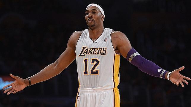 «Superman» Howard deja los Lakers para fichar por los Houston Rockets