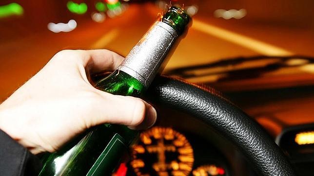 Tráfico baraja duplicar las multas por alcohol o drogas