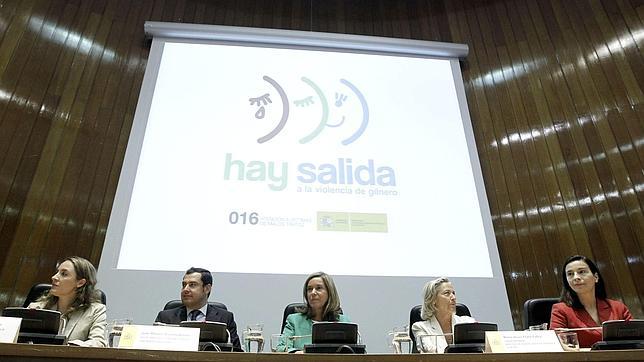 Mato destaca la necesidad de crear un tejido empresarial fuerte contra la violencia de género