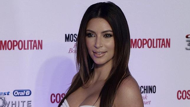 Kim Kardashian contrata a una niñera por las noches para poder dormir