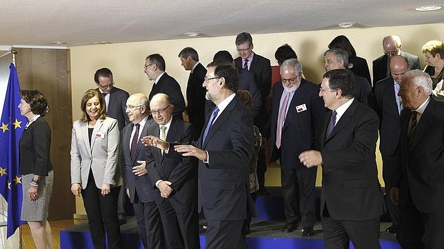 Bruselas propone endurecer las condiciones para ayudas a bancos siguiendo el modelo de rescate español