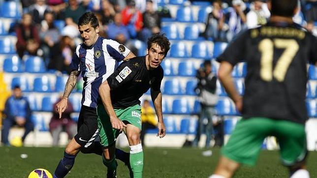 La Liga expedienta al Hércules y al Racing por amañar un partido en junio