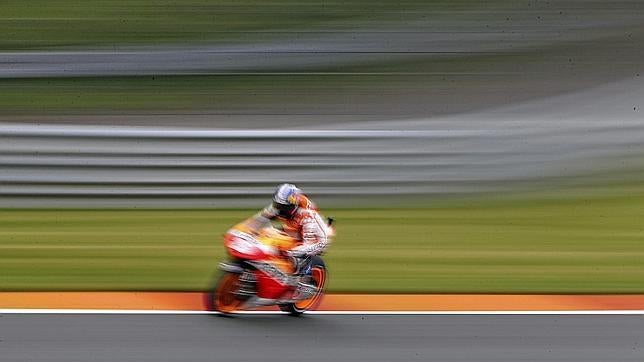 Dani Pedrosa sufre una fuerte caída en Sachsenring