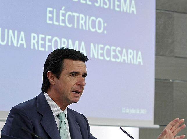 Entra en vigor la reforma del sector eléctrico, que sube un 3,2% la factura de la luz en agosto