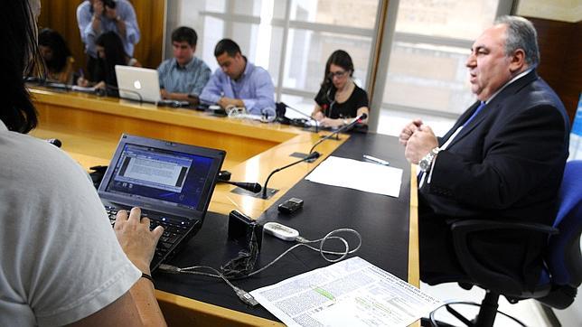 Vicente Tirado asegura que es «un burdo y auténtico montaje de Bárcenas»