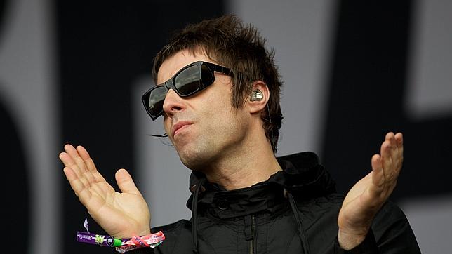 Una periodista del «New York Times» reclama a Liam Gallagher la paternidad de su hija