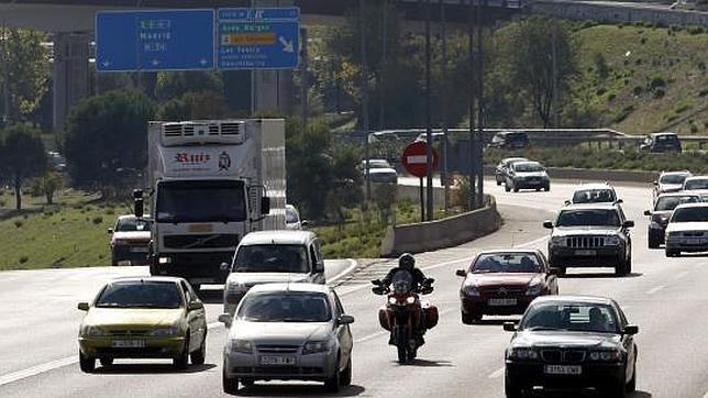 La carretera A-1, a la salida de Madrid