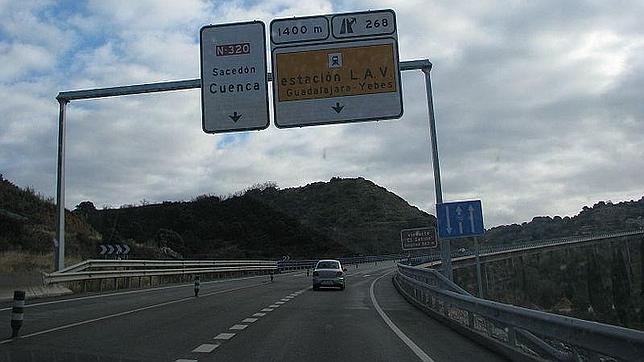Viaducto El Sotillo, en la N-320, a la altura de Guadalajara