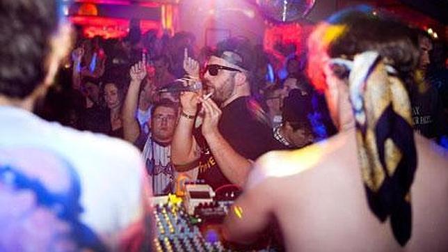 Desalojan la discoteca Stella porque cuadruplicaba el aforo