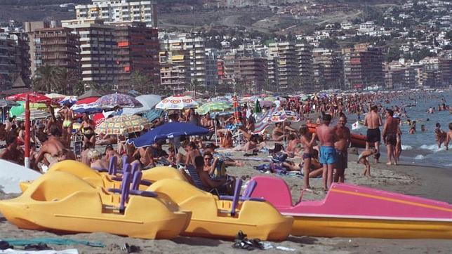 Alquilar un apartamento en la playa en agosto cuesta un 30% menos que en 2008
